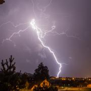 Torrential downpours to batter London as urgent thunderstorm warning issued